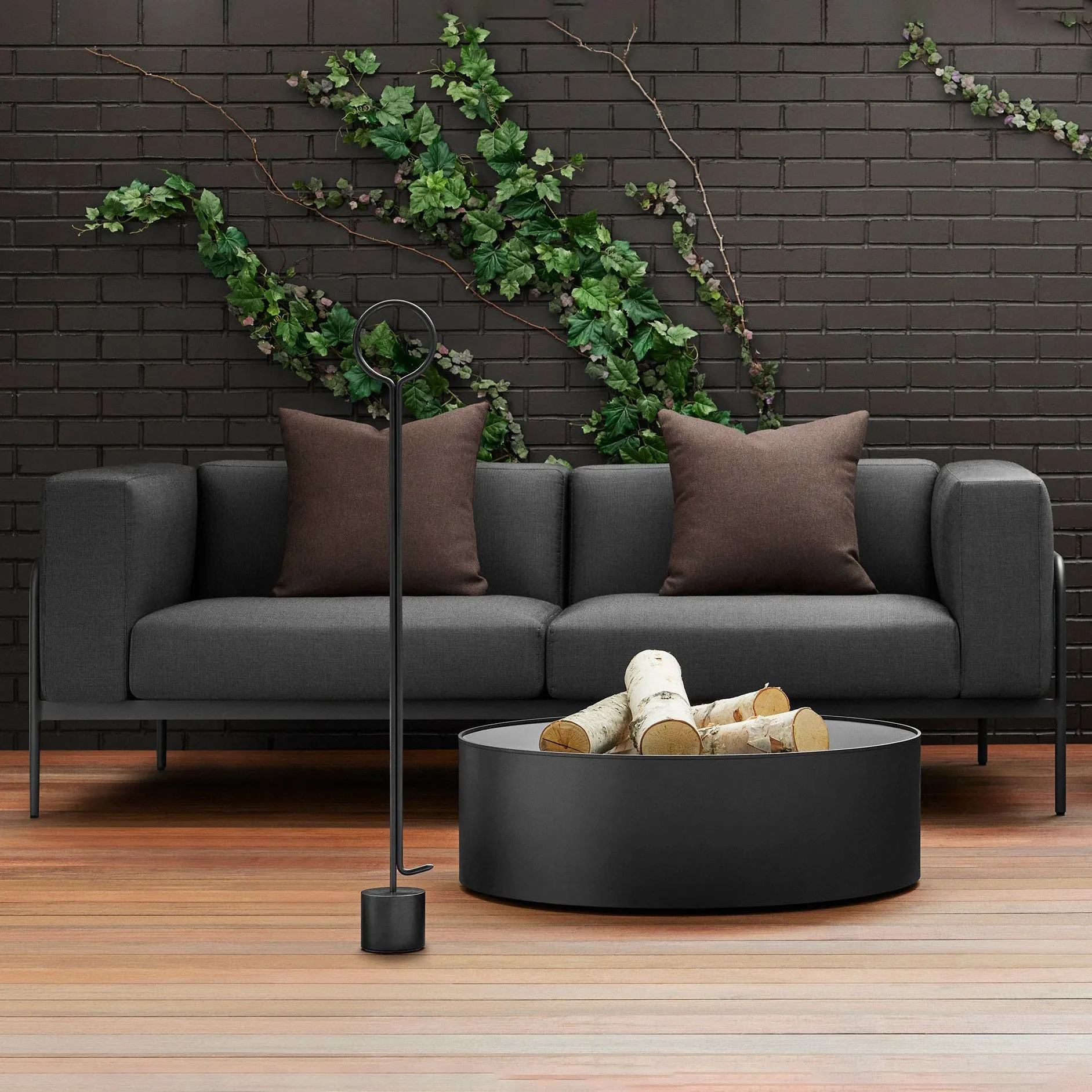 Cache Outdoor Sofa