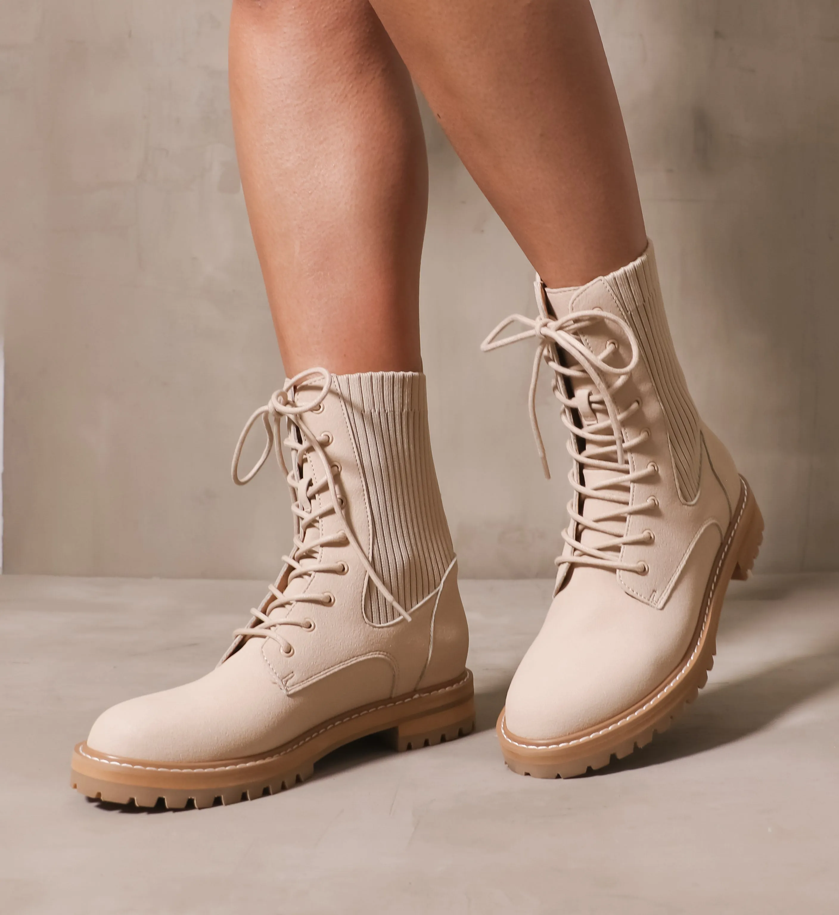 KICKIN' KNIT BOOT
