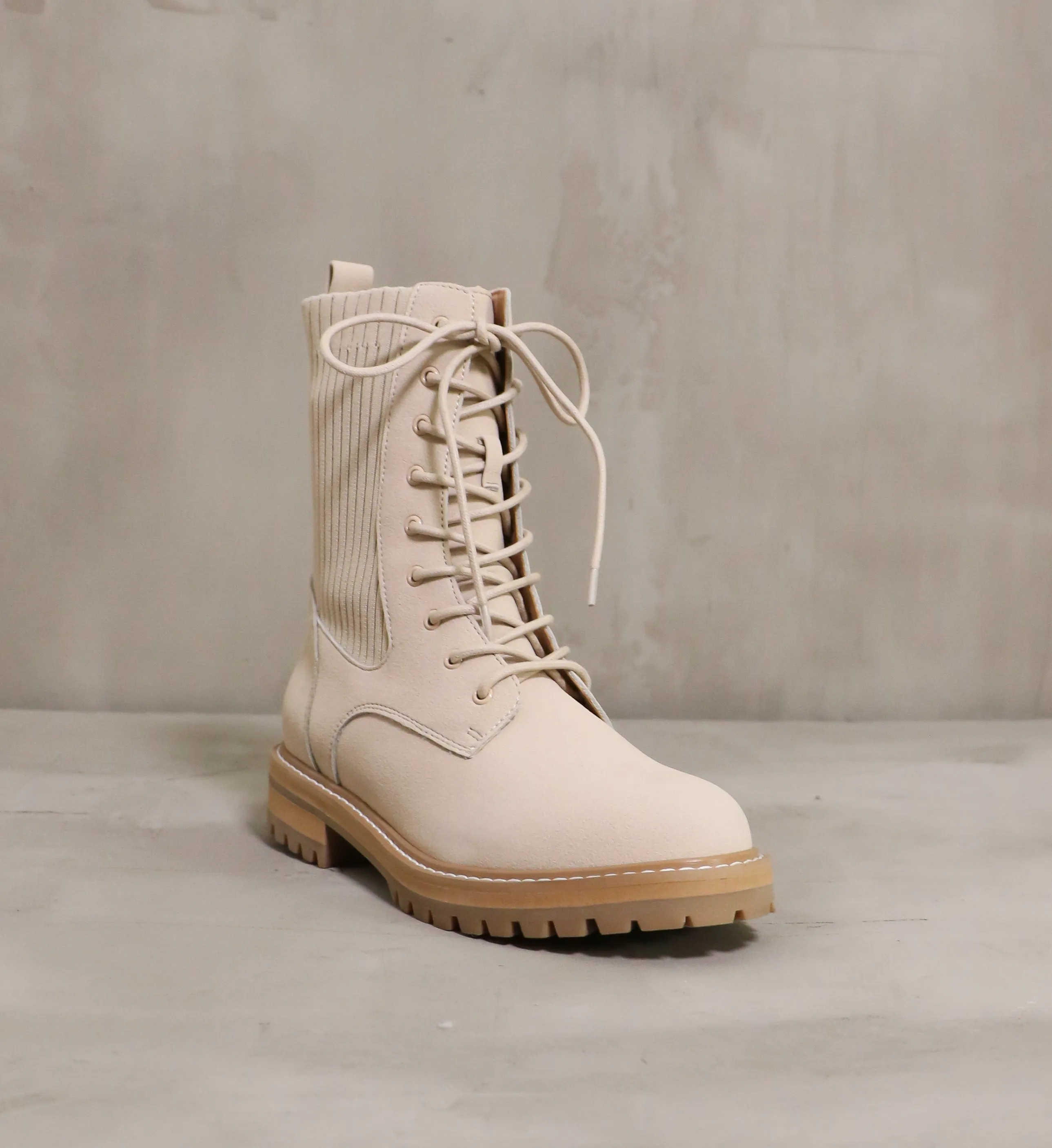 KICKIN' KNIT BOOT
