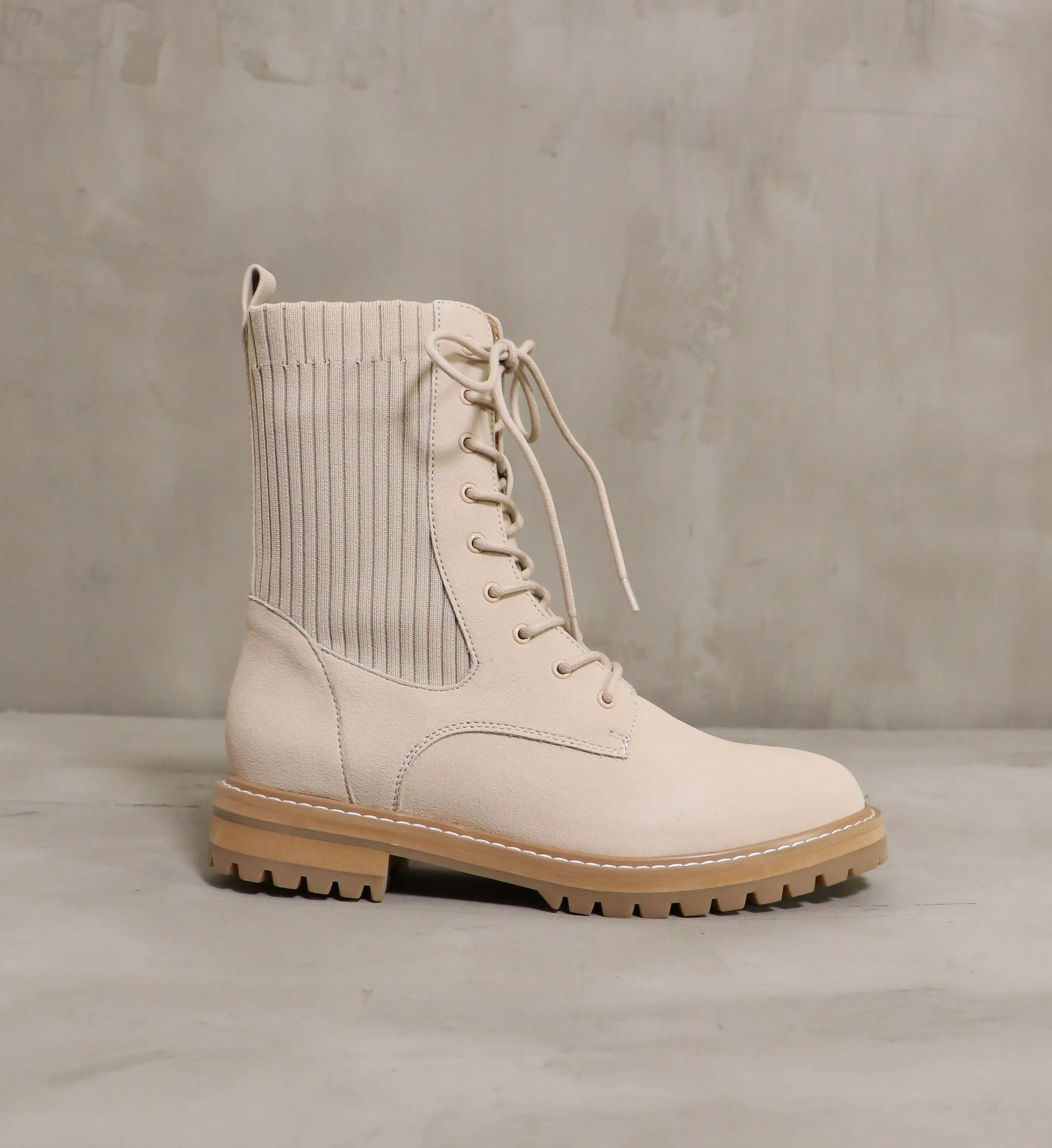 KICKIN' KNIT BOOT