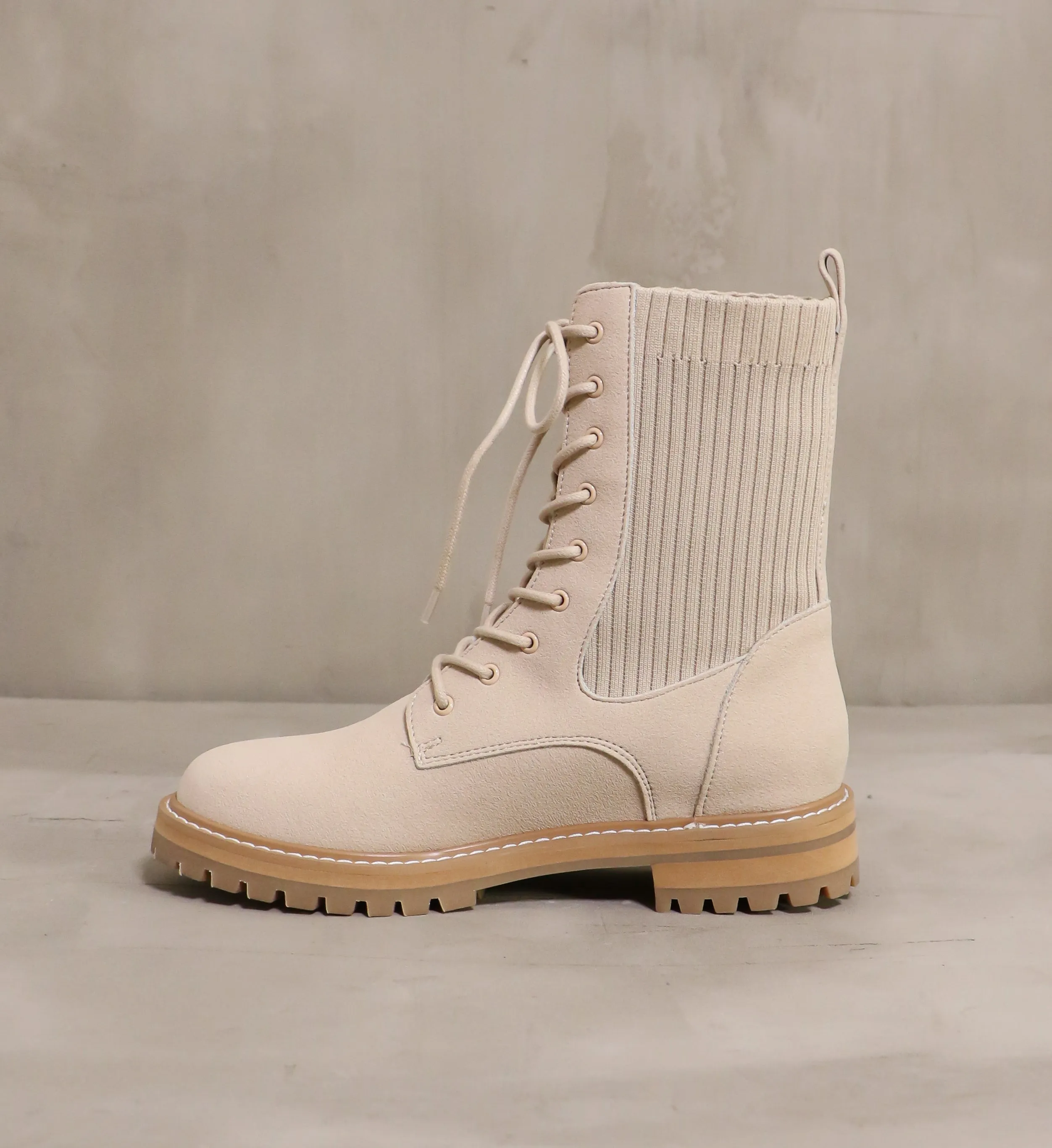 KICKIN' KNIT BOOT