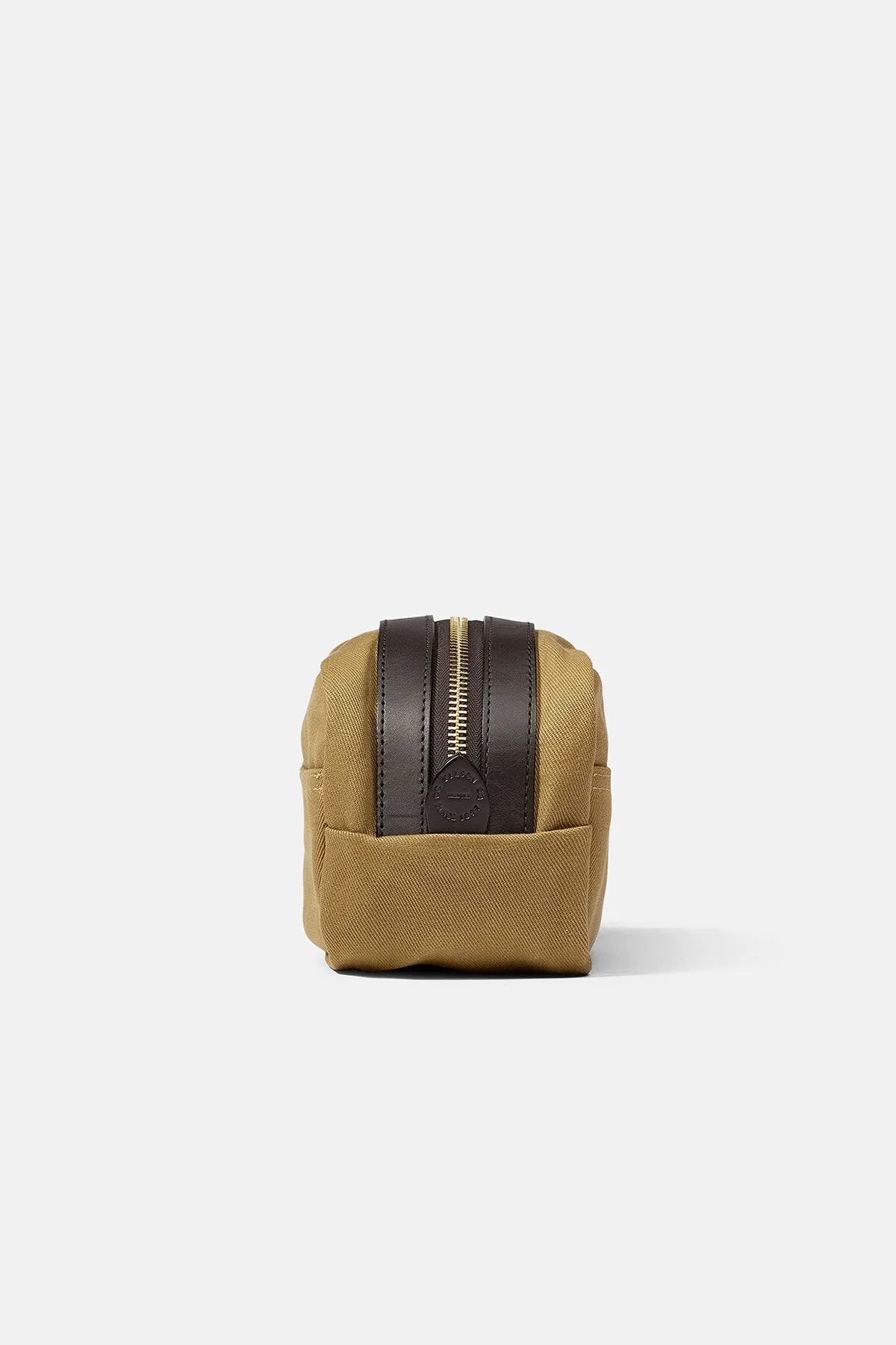 RUGGED TWILL TRAVEL KIT